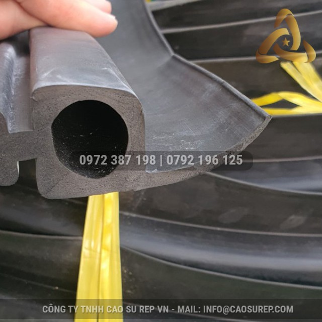 Ron cao su EPDM xốp 26x61.9x20