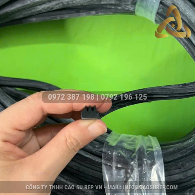 Ron cao su xốp EPDM 9.5x8x4