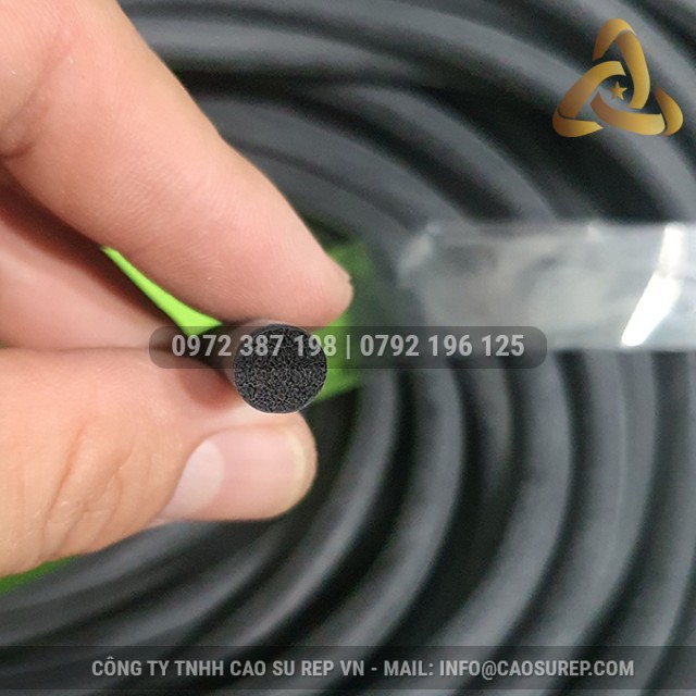 Ron cao su xốp EPDM phi 7