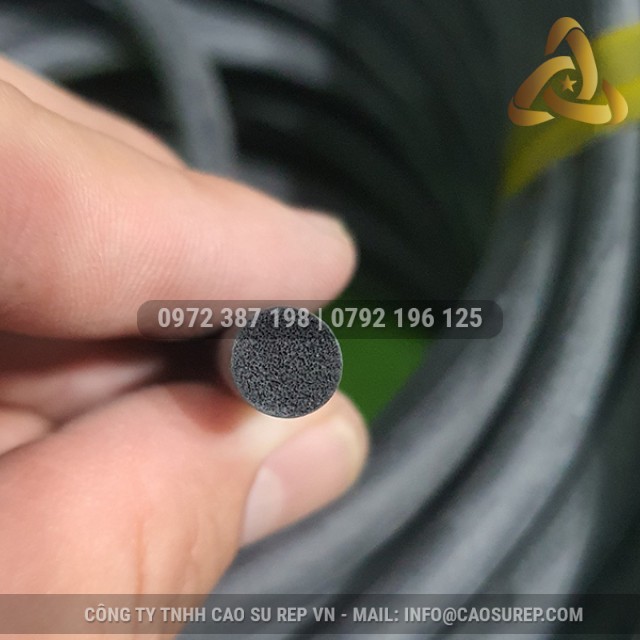 Ron cao su xốp EPDM phi 8