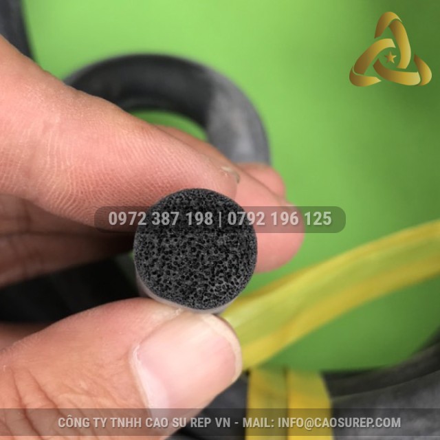 Ron xốp EPDM phi 12